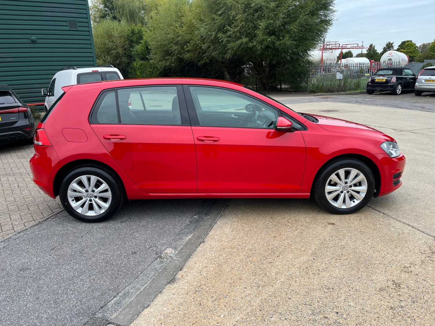 Used Volkswagen Golf 2013 for sale - 76032124: Photo 12