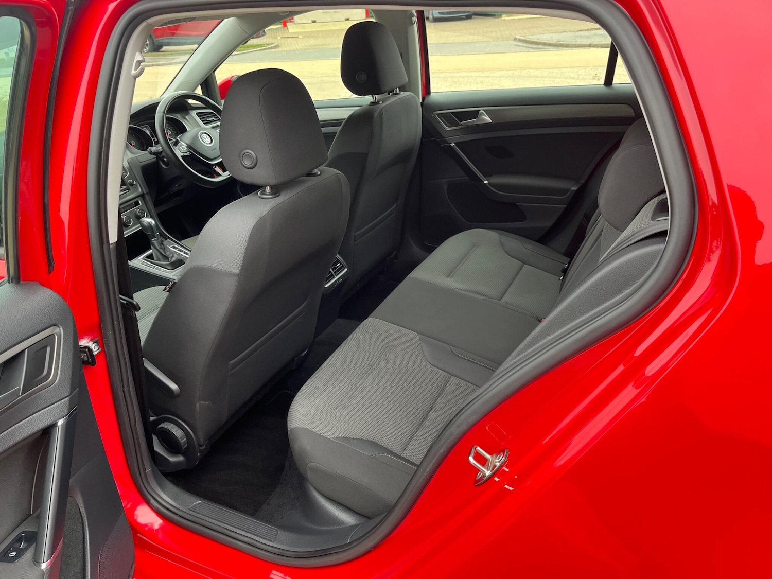 Used Volkswagen Golf 2013 for sale - 76032124: Photo 22