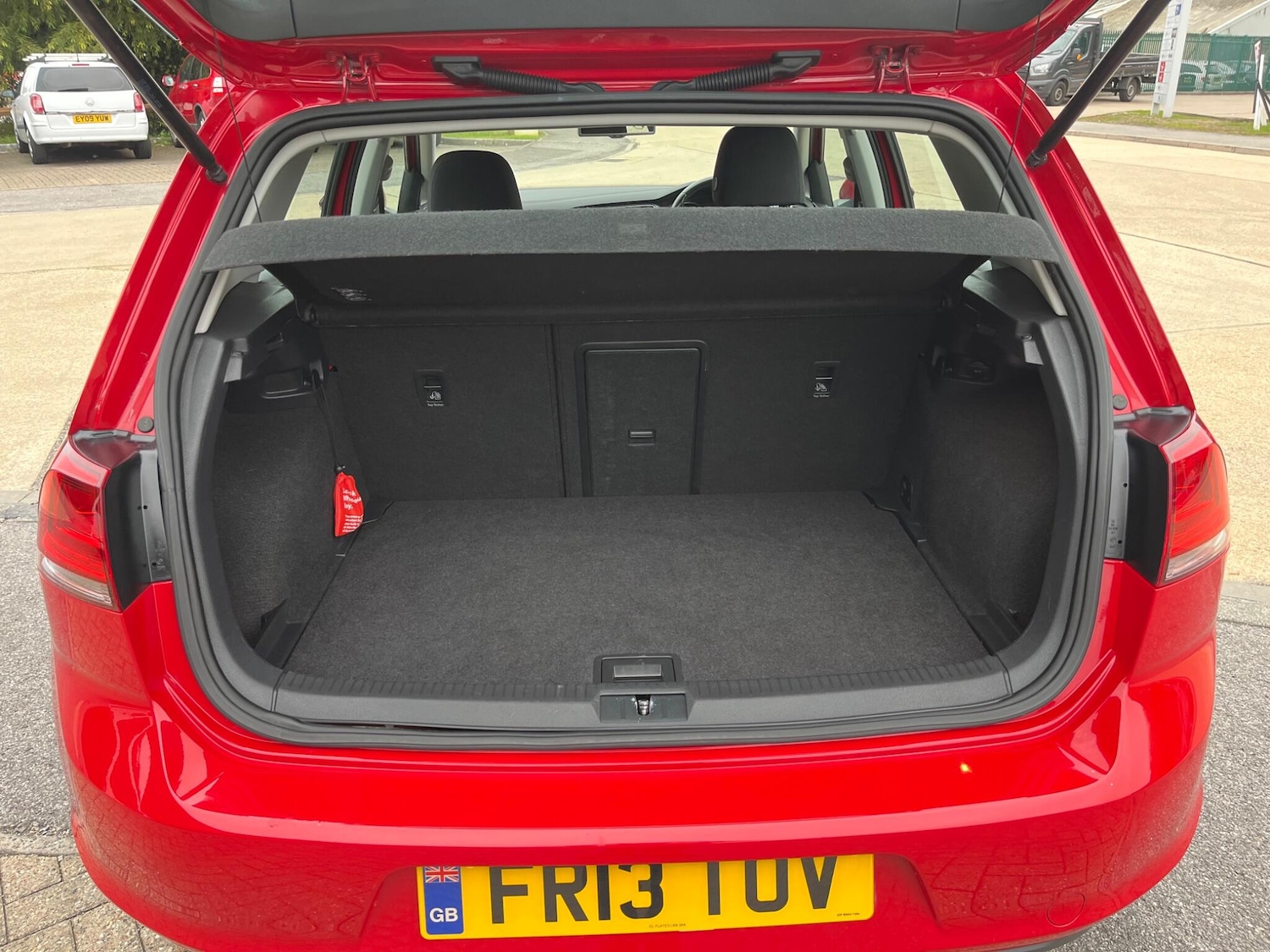 Used Volkswagen Golf 2013 for sale - 76032124: Photo 25