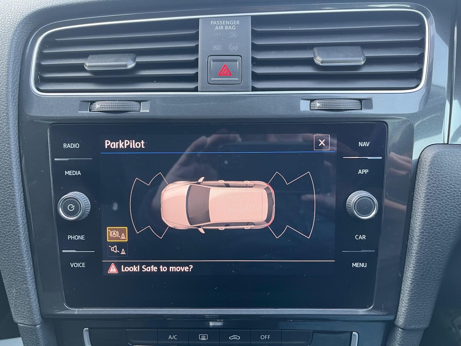 Used Volkswagen Golf 2017 for sale - 77039754: Photo 20