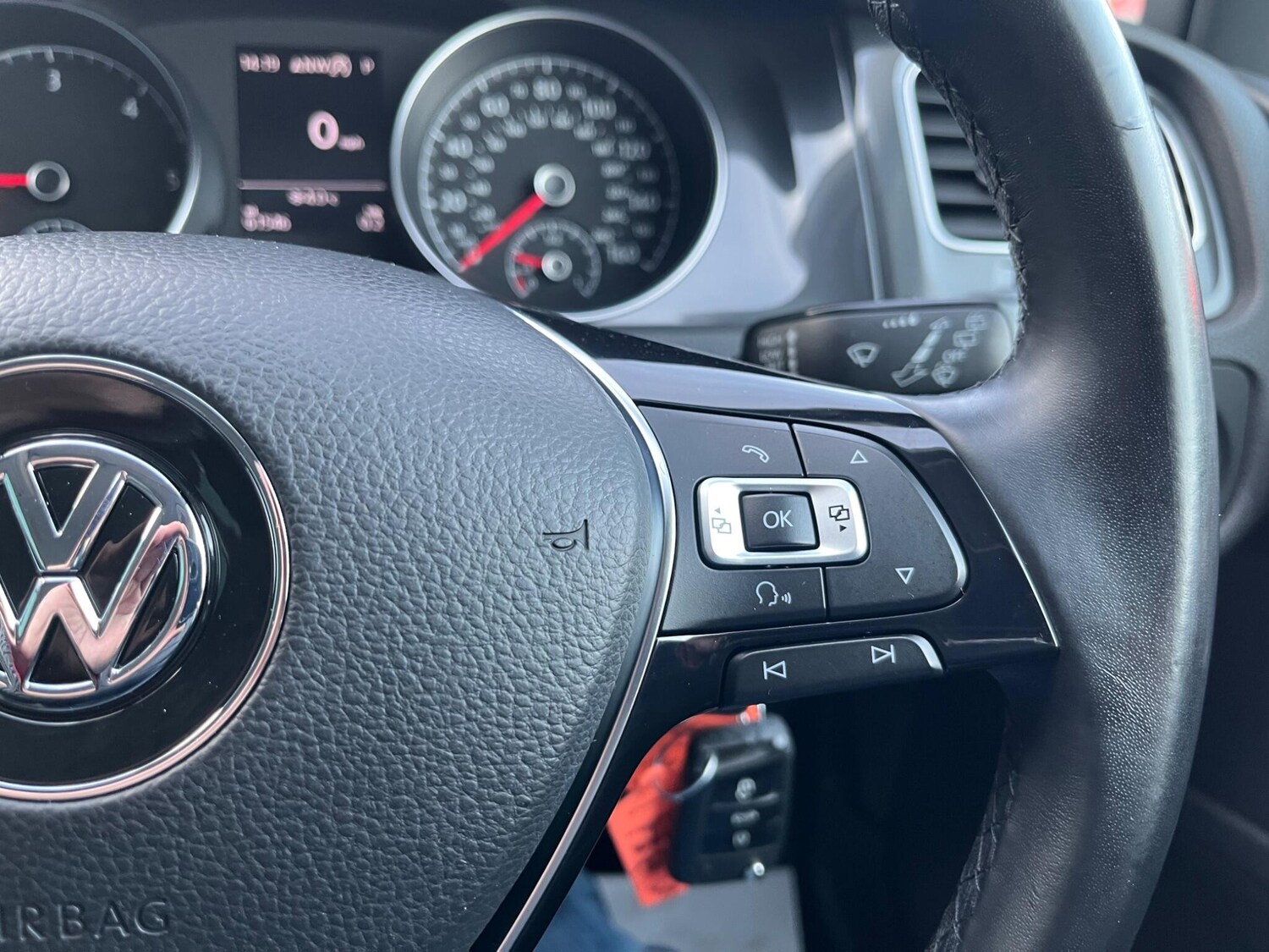 Used Volkswagen Golf 2017 for sale - 77039754: Photo 31