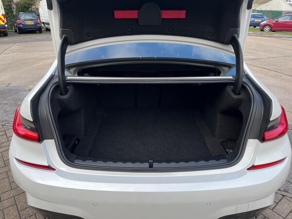 Used BMW 3 Series 2021 for sale - 73106790: Photo 28