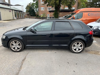 Used Audi A3 2010 for sale - 76190115: Photo