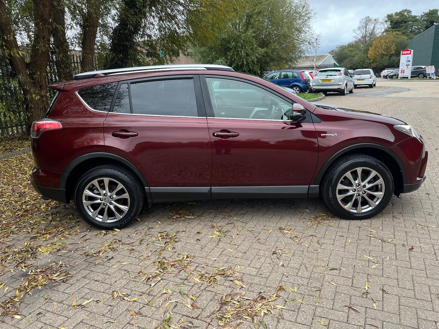 Used Toyota RAV4 2016 for sale - 76336670: Photo 12