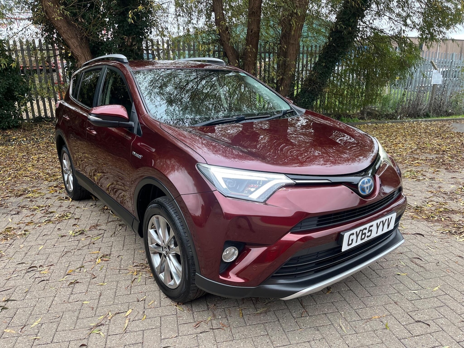 Used Toyota RAV4 2016 for sale - 76336670: Photo 5