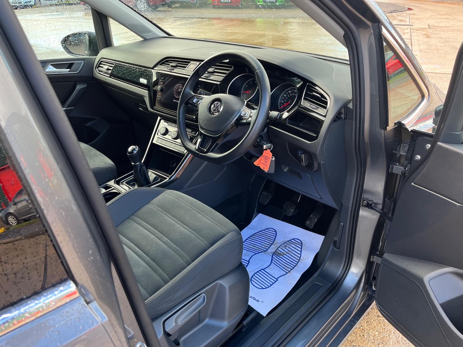 Used Volkswagen Touran 2018 for sale - 77175793: Photo 22