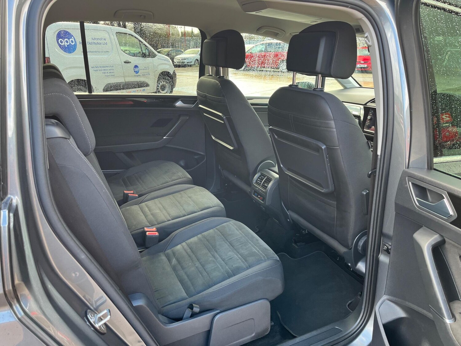 Used Volkswagen Touran 2018 for sale - 77175793: Photo 25