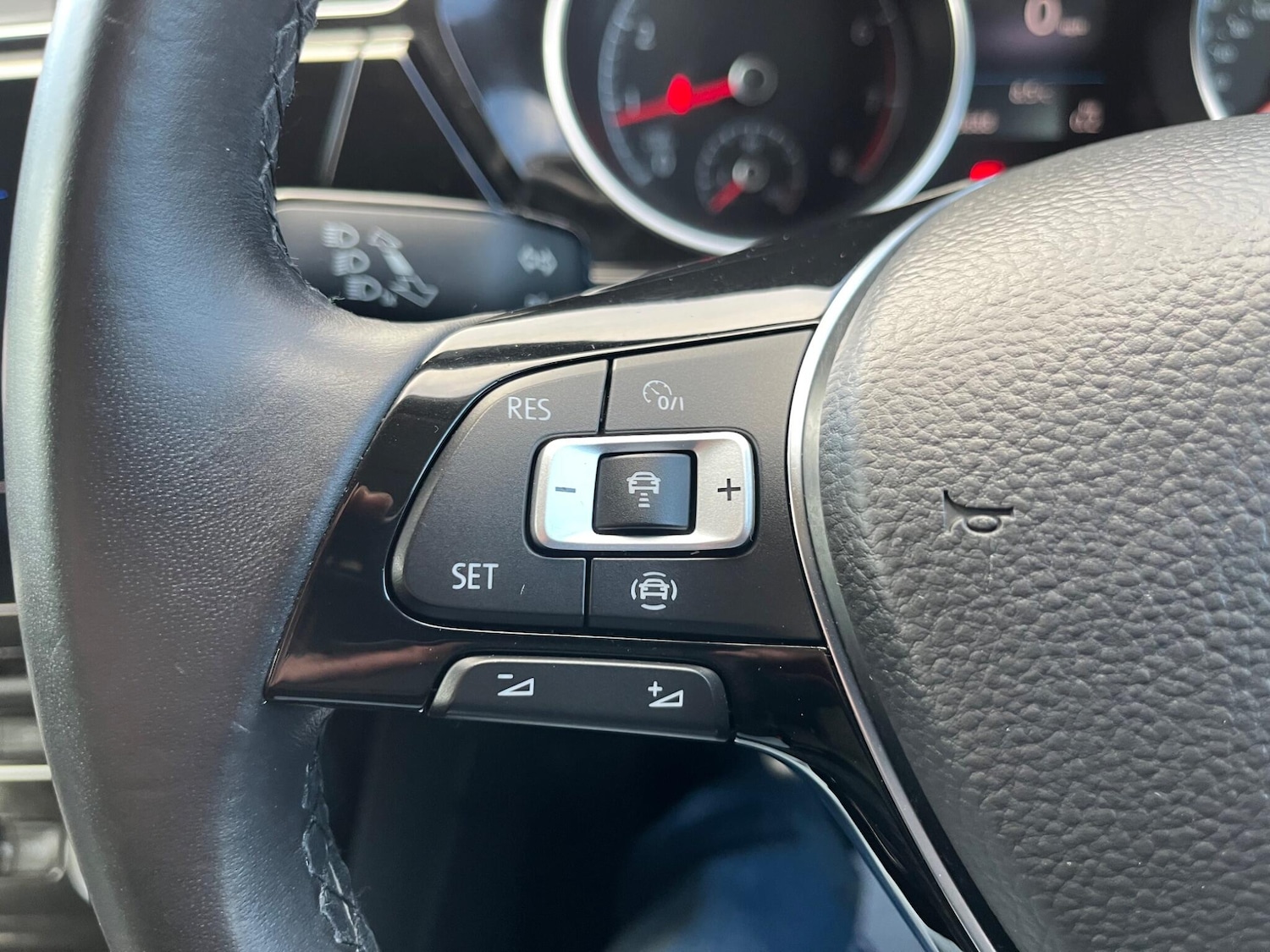 Used Volkswagen Touran 2018 for sale - 77175793: Photo 33