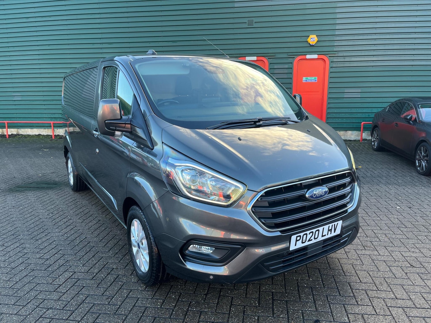 Used Ford Transit Custom 2020 for sale - 76866478: Photo 1