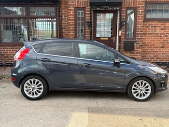 Used Ford Fiesta 2013 for sale - 79576973: Photo