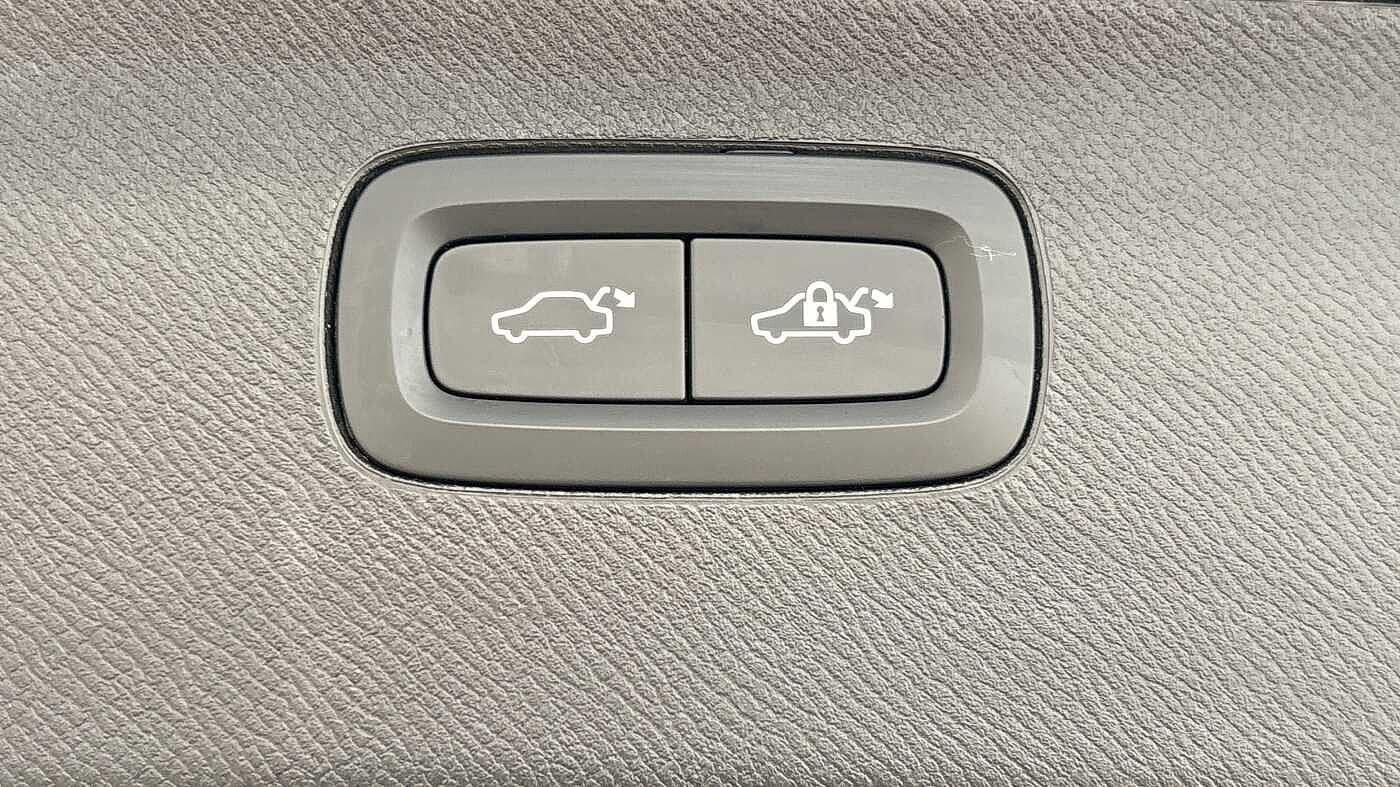 Used Volvo XC90 2025 for sale - 75978641: Photo 19