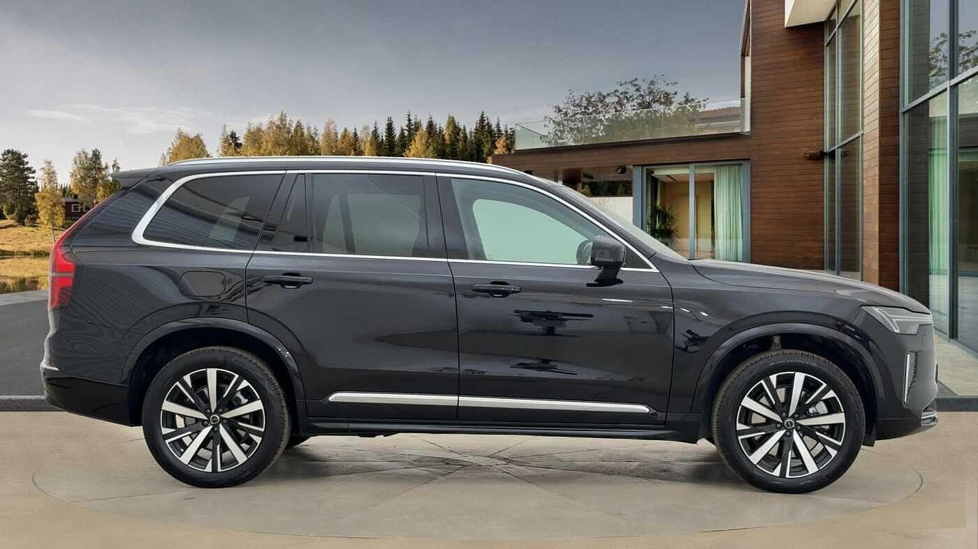 Used Volvo XC90 2025 for sale - 75978641: Photo 2