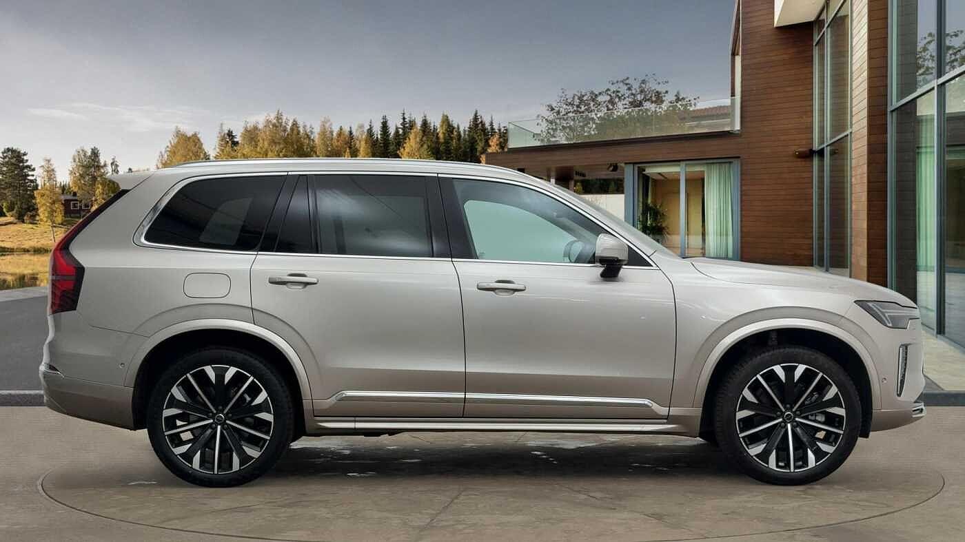 Used Volvo XC90 2025 for sale - 76071956: Photo 2