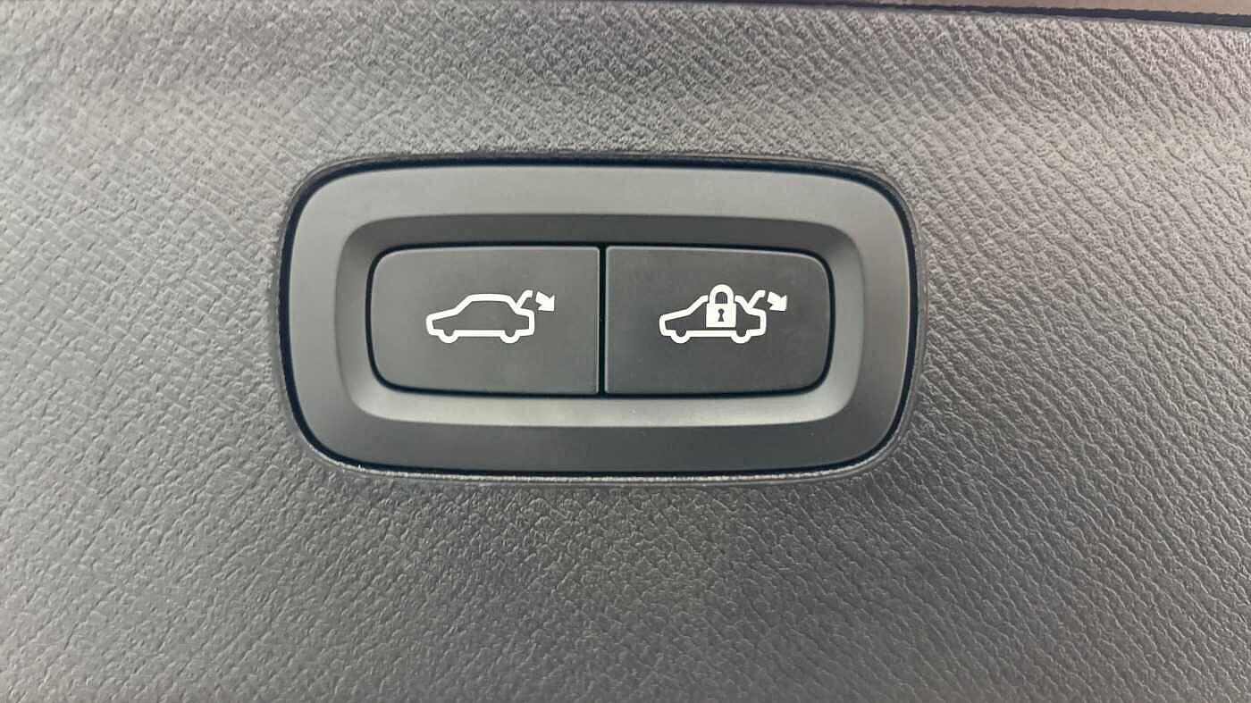Used Volvo XC90 2025 for sale - 76072572: Photo 19
