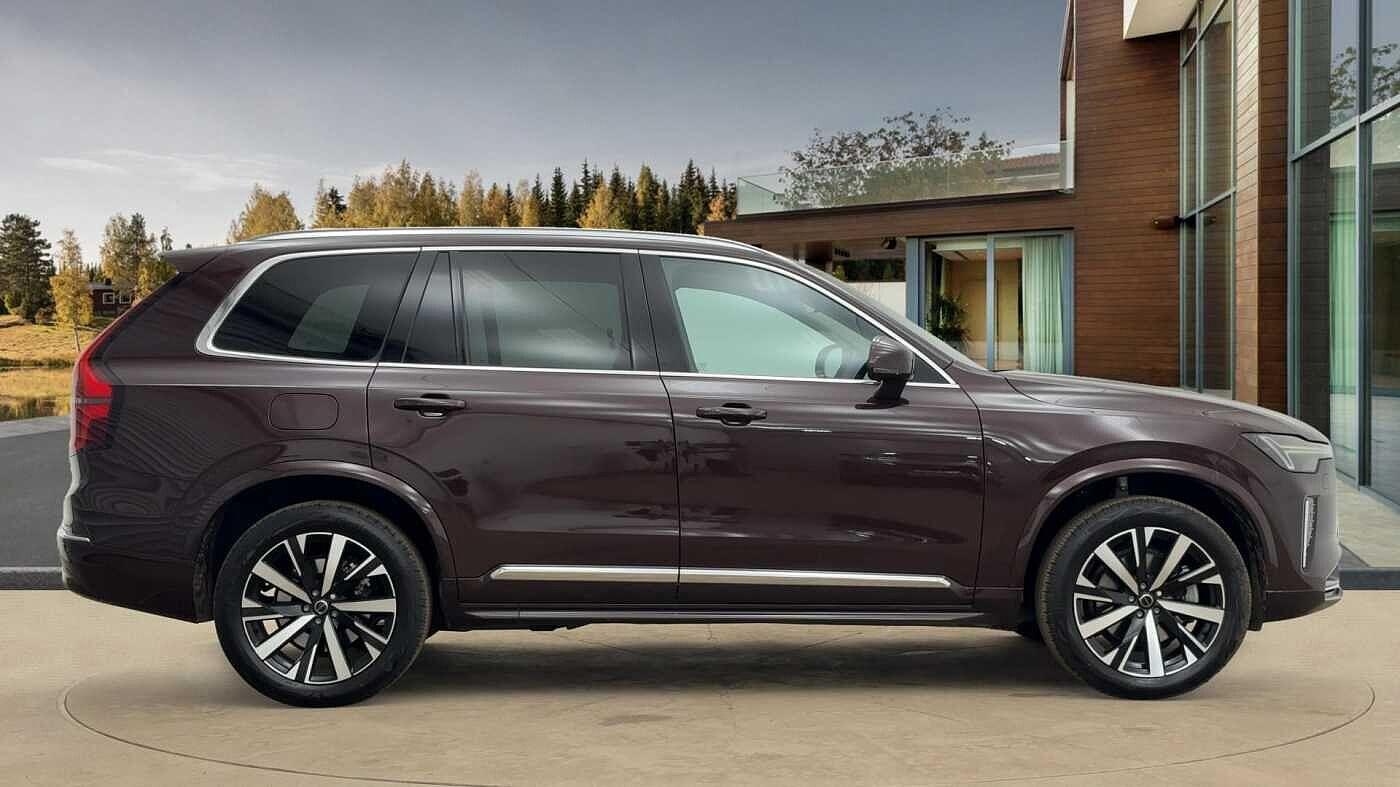Used Volvo XC90 2025 for sale - 76072572: Photo 2