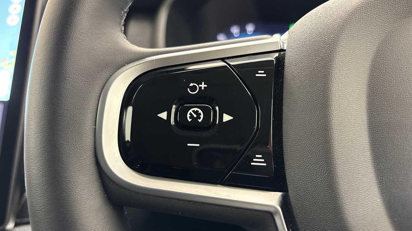 Used Volvo XC90 2025 for sale - 76072572: Photo 31