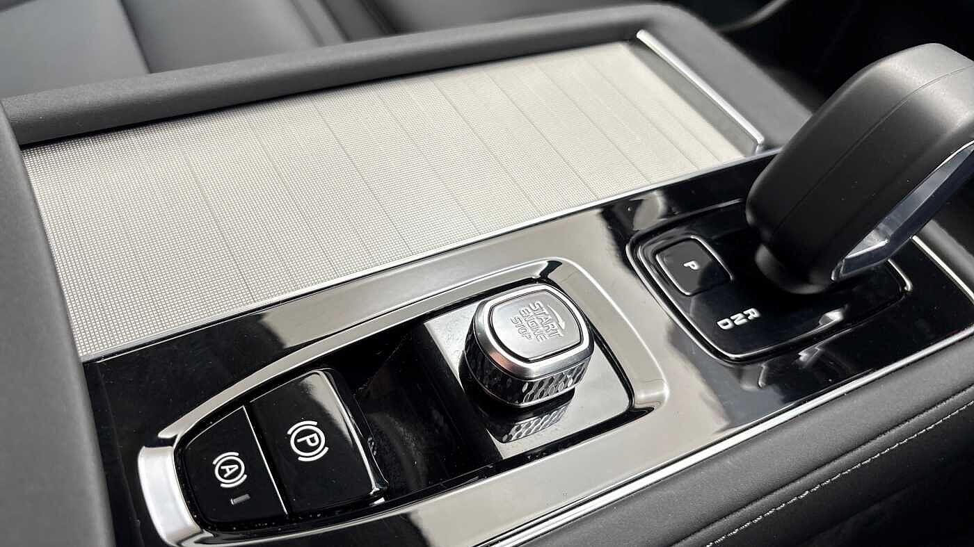 Used Volvo XC90 2025 for sale - 76072572: Photo 32
