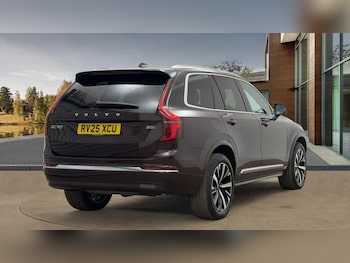 Used Volvo XC90 2025 for sale - 76072572: Photo 3