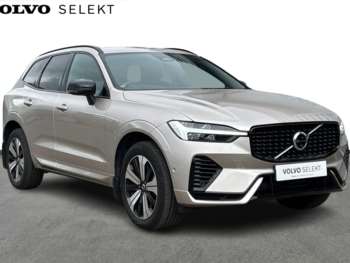 2023 (72) - Recharge Plus, T6 AWD plug-in hybrid, Electric/Petrol, Dark 5-Door