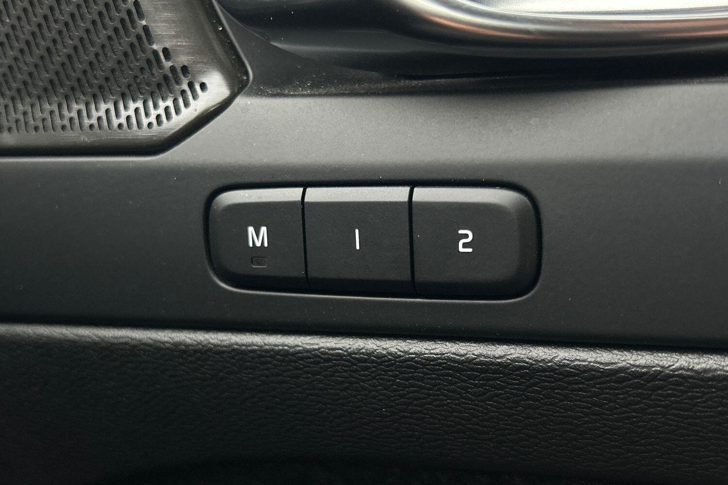 Used Volvo XC40 2023 for sale - 76158592: Photo 24