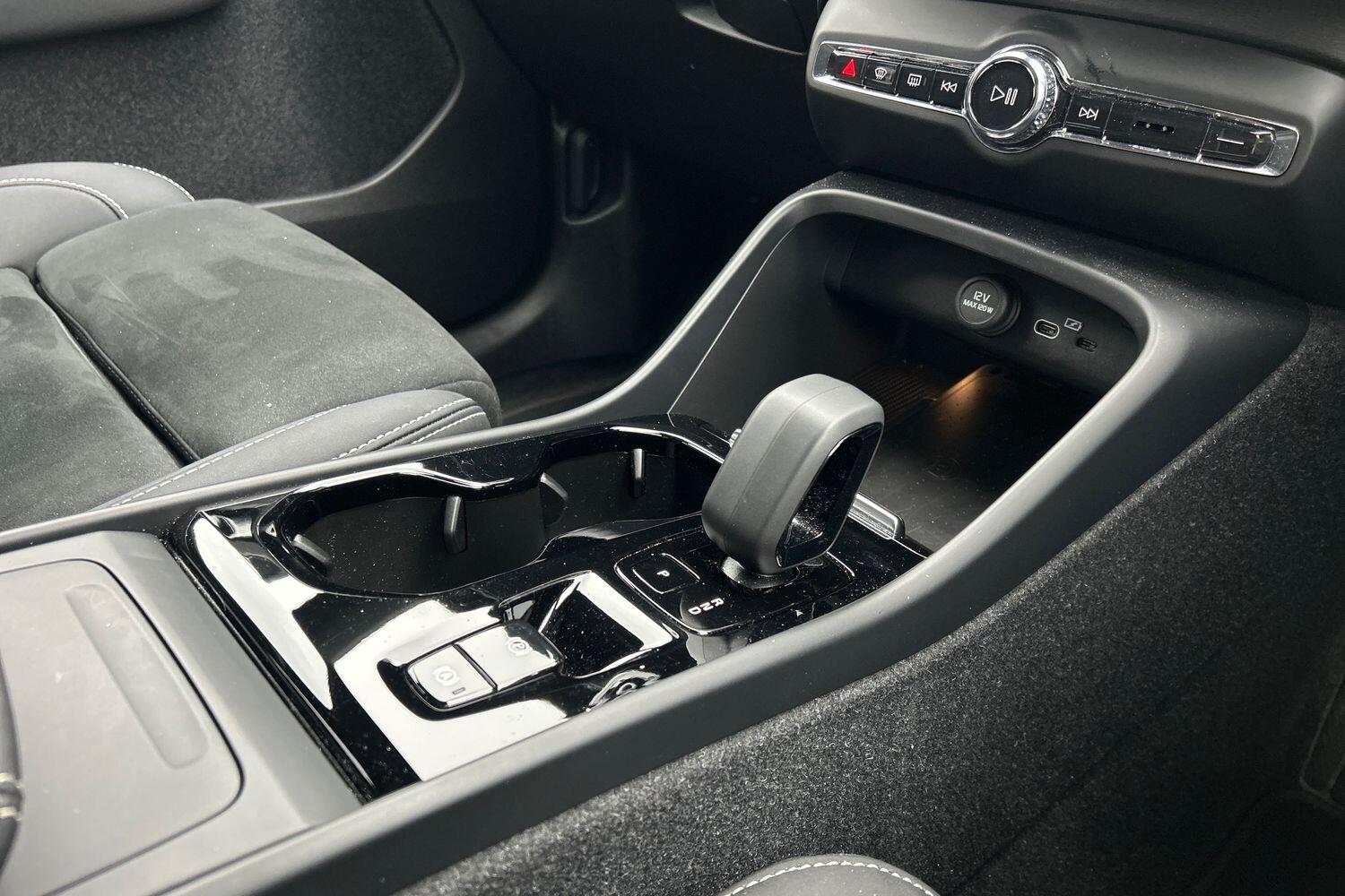 Used Volvo XC40 2023 for sale - 76158592: Photo 28