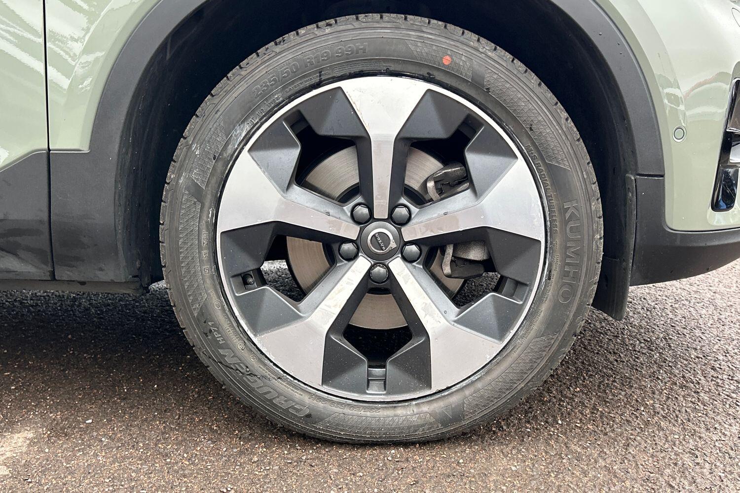 Used Volvo XC40 2023 for sale - 76158592: Photo 6