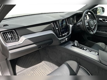 Used Volvo XC60 2021 for sale - 75291096: Photo