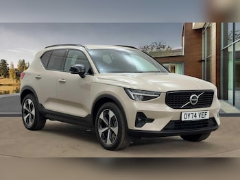 Volvo - XC40