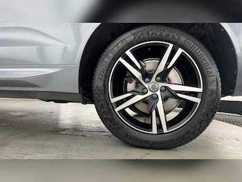 Used Volvo XC60 2021 for sale - 75608805: Photo