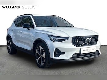 2024 (74) - Plus, B3 Mild hybrid, Petrol, Dark 5-Door