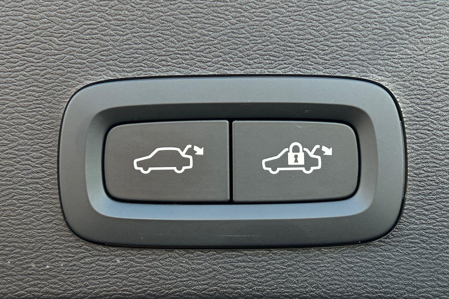 Used Volvo XC40 2024 for sale - 75838931: Photo 29