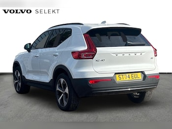 Used Volvo XC40 2024 for sale - 75838931: Photo 4
