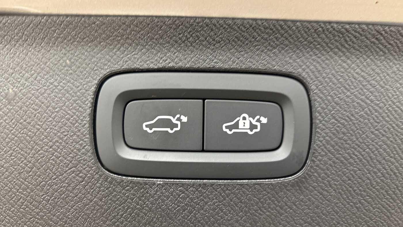Used Volvo XC90 2025 for sale - 76073229: Photo 19