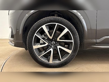 Used Volvo XC90 2024 for sale - 75350861: Photo