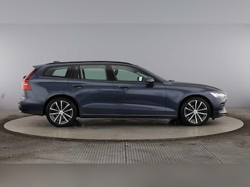 Used Volvo V60 2021 for sale - 75600233: Photo
