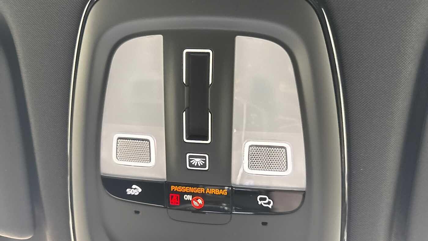 Vehicle 33