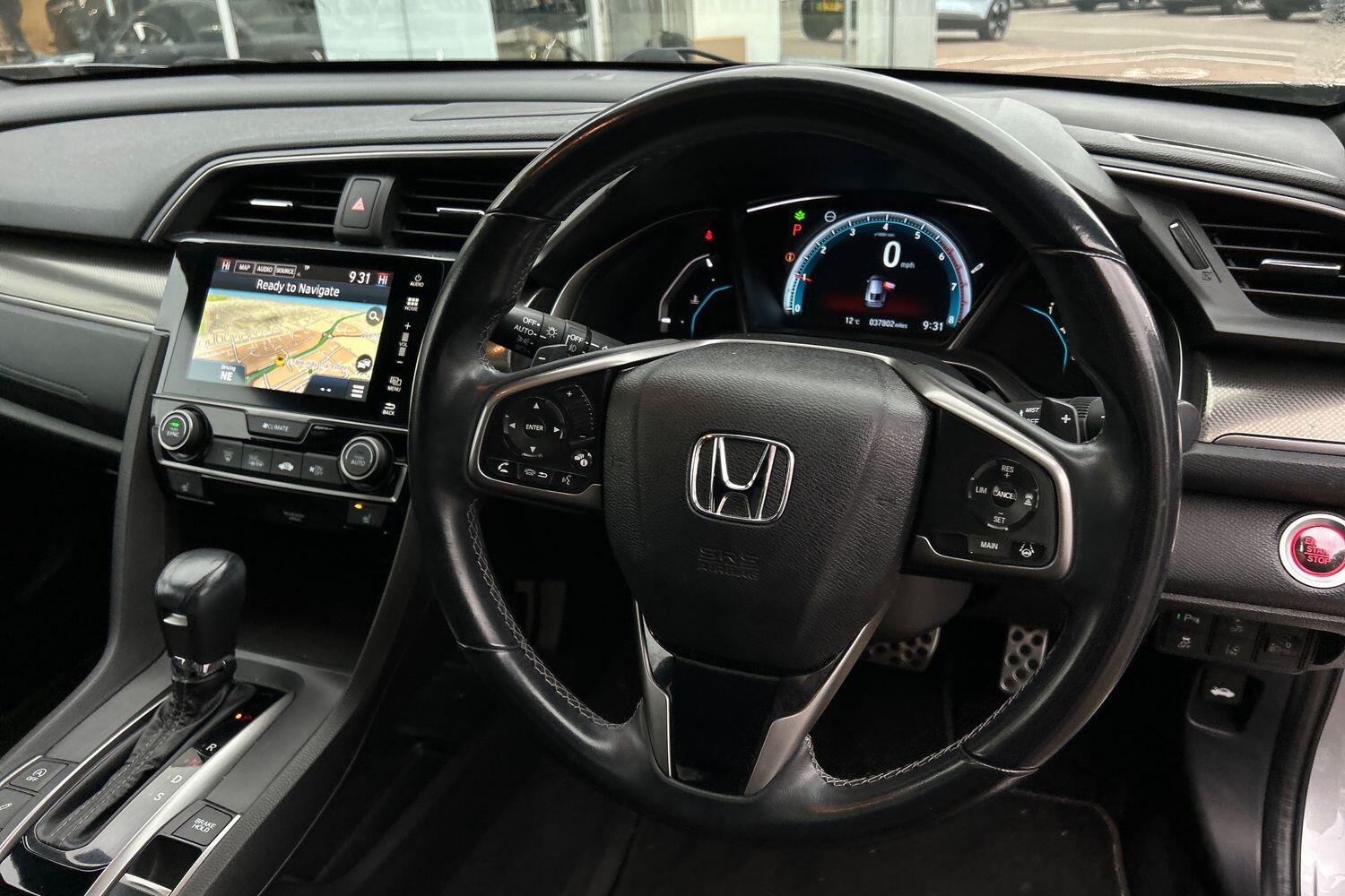 Used Honda Civic 2017 for sale - 76094199: Photo 27