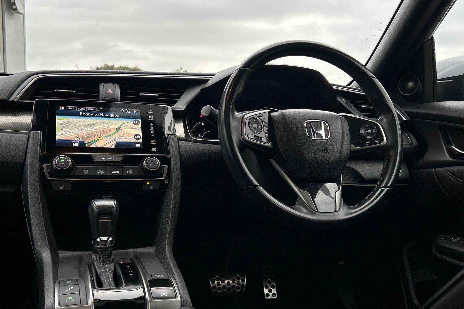 Used Honda Civic 2017 for sale - 76094199: Photo 30