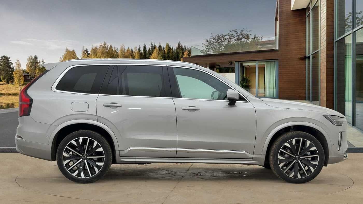 Used Volvo XC90 2025 for sale - 76071845: Photo 2