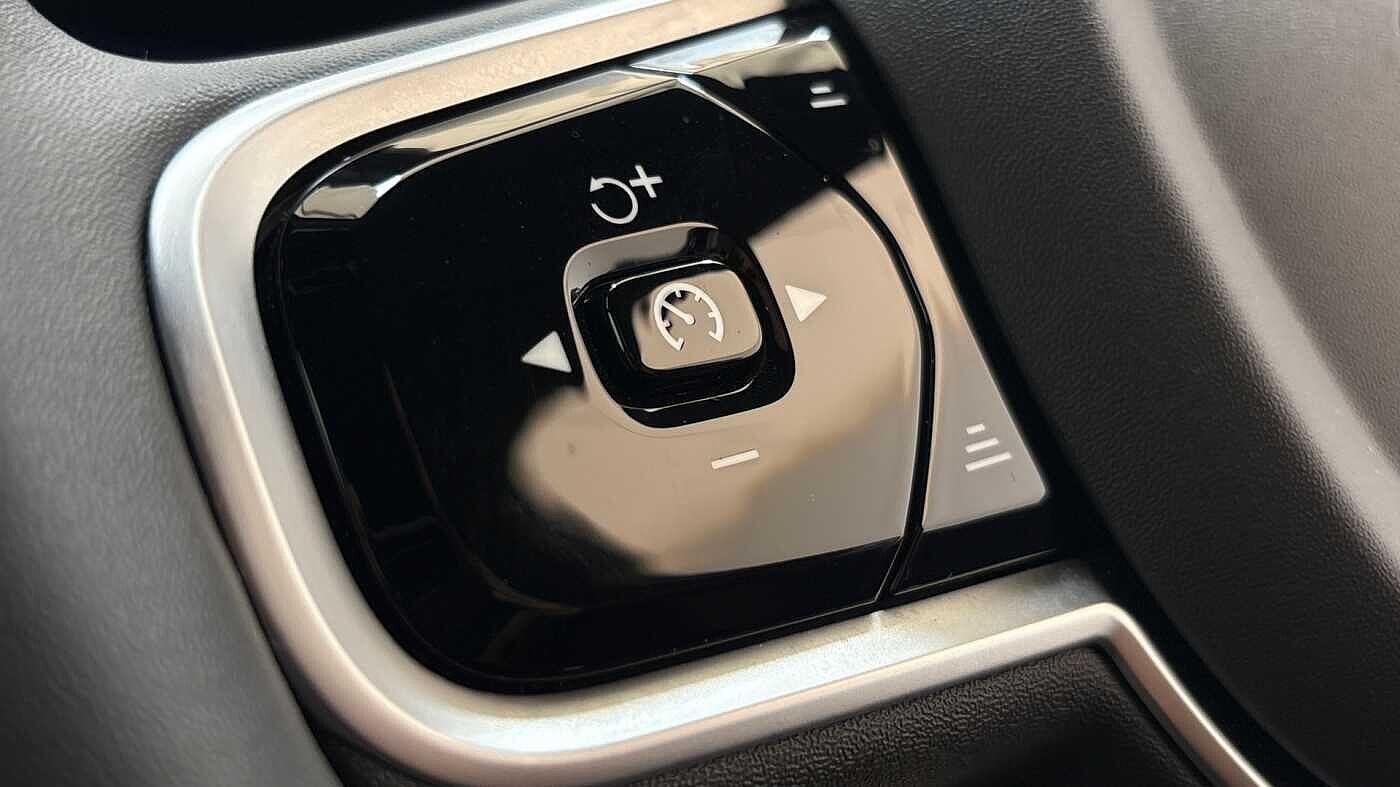 Used Volvo XC90 2025 for sale - 76071845: Photo 30