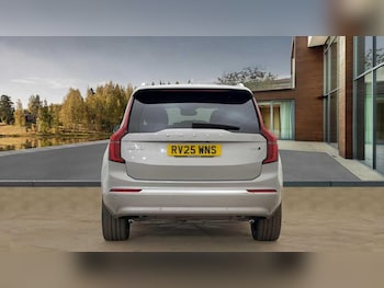 Used Volvo XC90 2025 for sale - 76071845: Photo 4