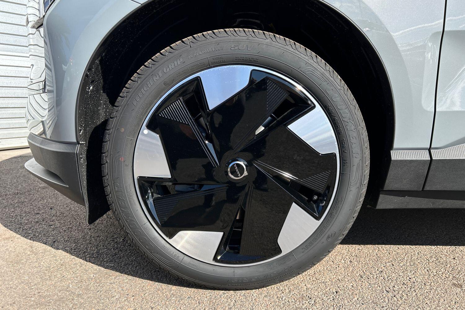 Used Volvo EX30 2025 for sale - 76042399: Photo 6