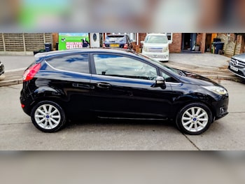 Used Ford Fiesta 2016 for sale - 79365494: Photo