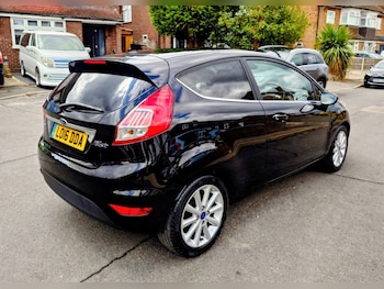 Used Ford Fiesta 2016 for sale - 79365494: Photo