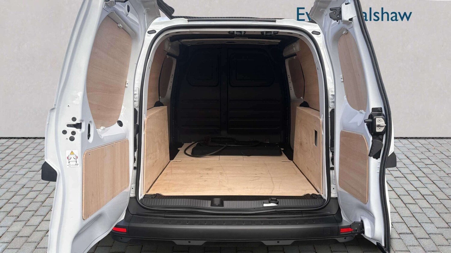 Used Renault Kangoo 2025 for sale - 77860070: Photo 4