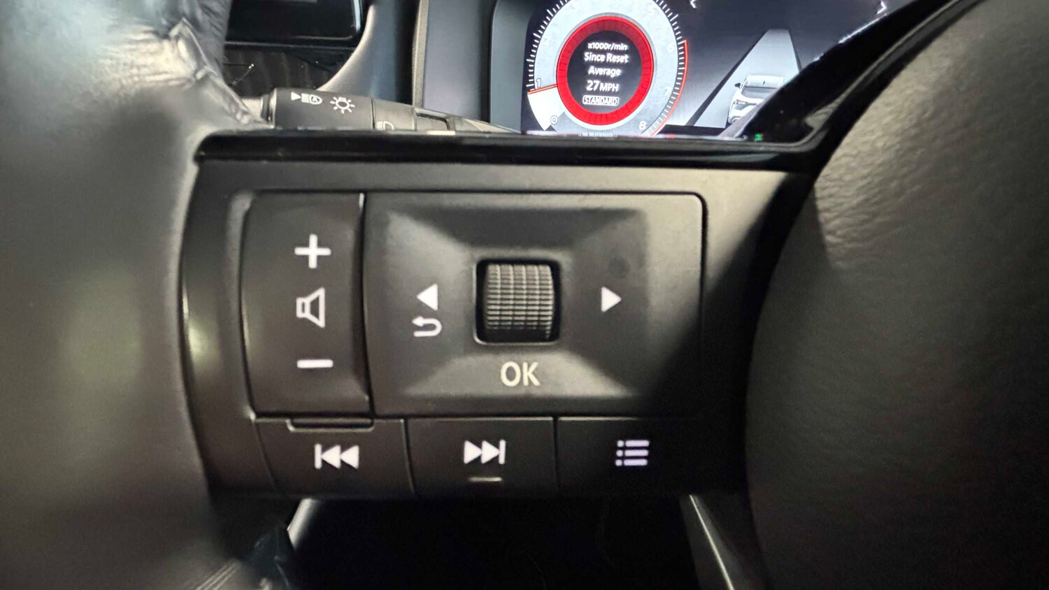 Used Nissan Qashqai for sale - 77859838: Photo 24