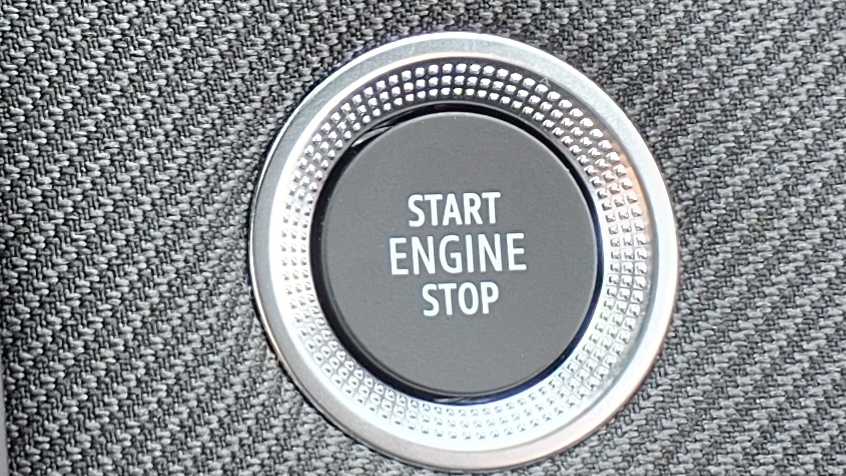 Used Renault Clio for sale - 77857335: Photo 28