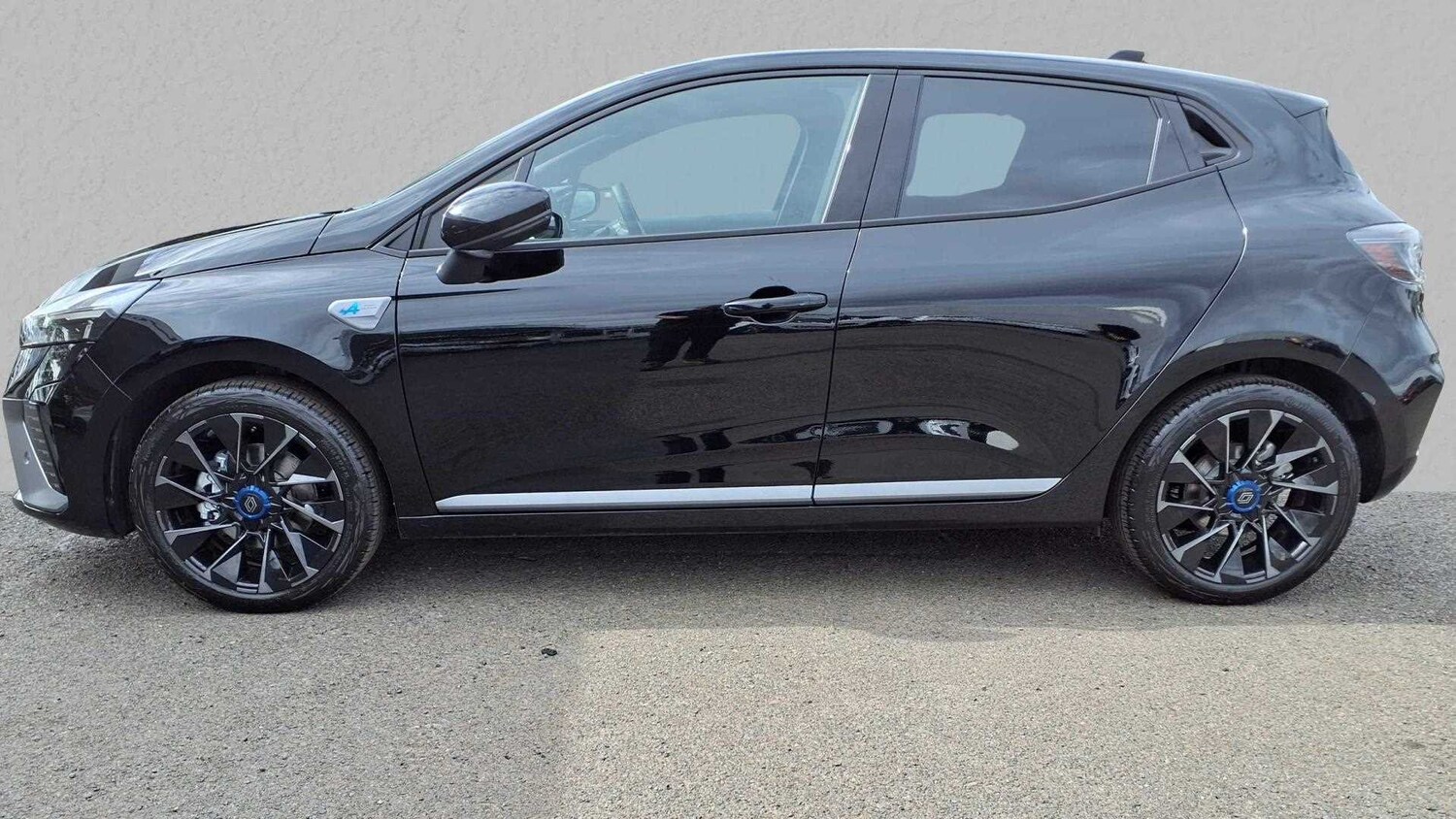 Used Renault Clio for sale - 77857335: Photo 7