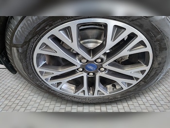Used Ford Kuga 2023 for sale - 79579483: Photo