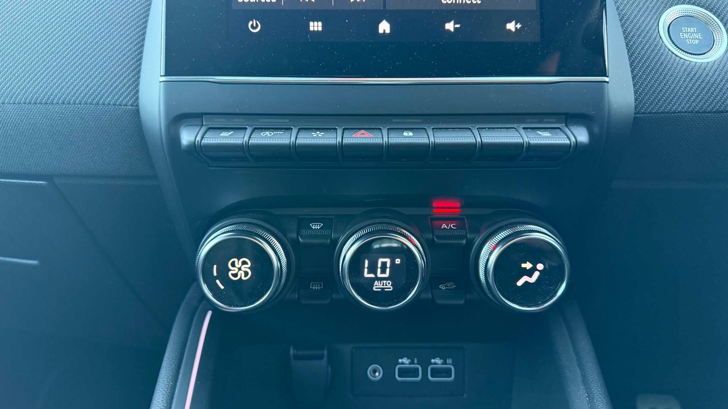 Used Renault Clio for sale - 77862202: Photo 14